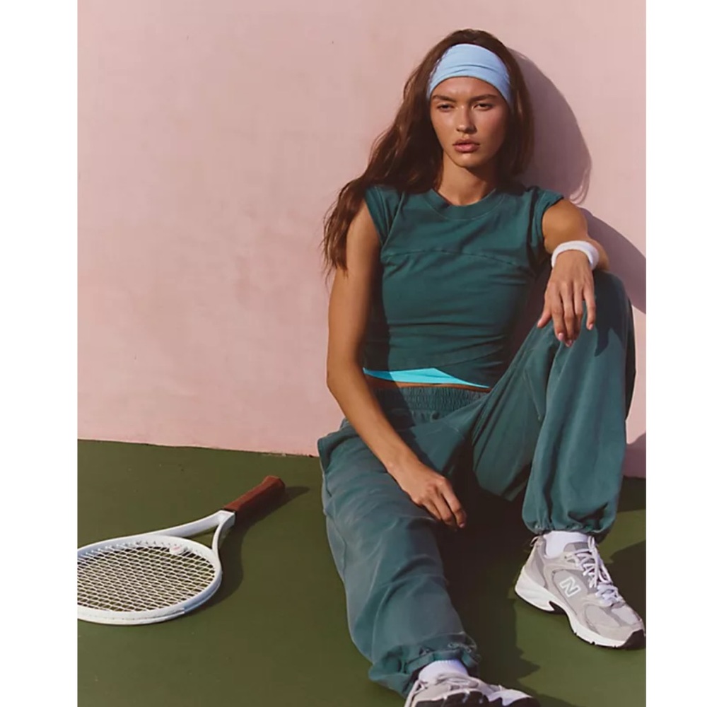 Hot Shot Crossover Set
FPM
Color - Evergreen 
NWOT - Picture 3 of 6